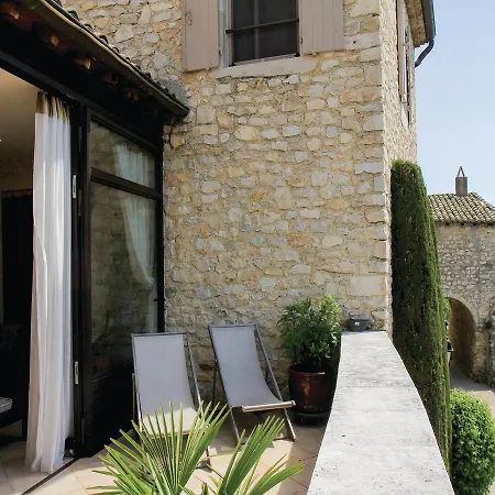 Three-bedroom Holiday In