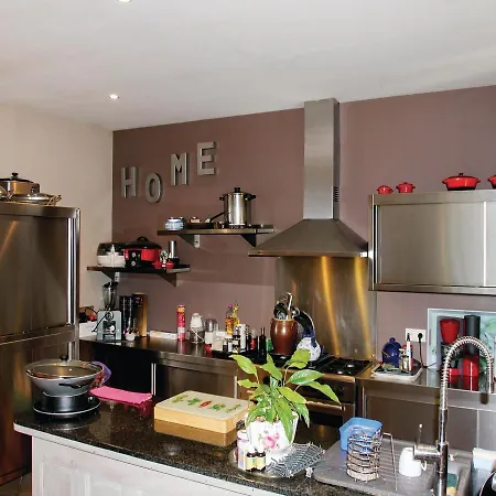 Three-bedroom Holiday In Ferienhaus *